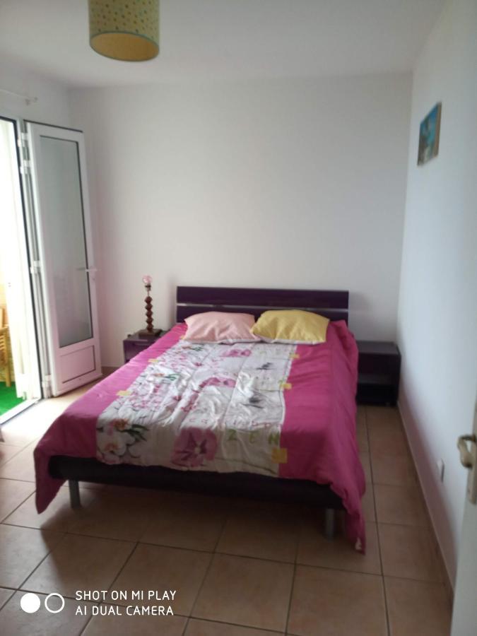 Charmant Studio Dans Le Sud, Ideal Pour Un Couple Trois Mares Bagian luar foto